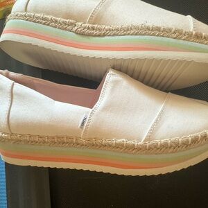 Toms platform woven shoes